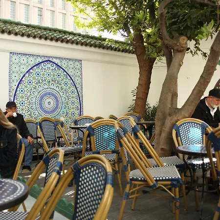 Bohemian & Historic Pantheon Mosquee